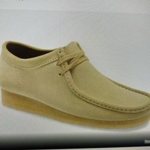 Clarks Wallabee’s
